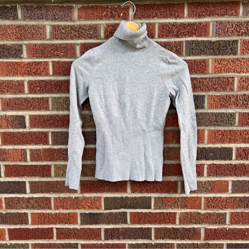 Apostrophe Gray Ribbed Turtle Neck Sweater Long Sleeve Top